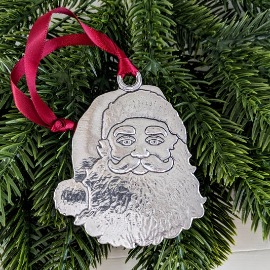 Santa Claus pewter Christmas Ornament